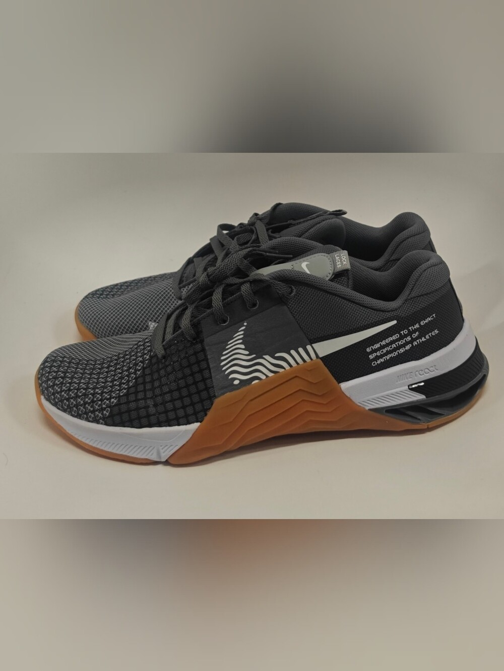 Nike Metcon 8 Mens Cross Training Shoes Smoke Grey White 9.5